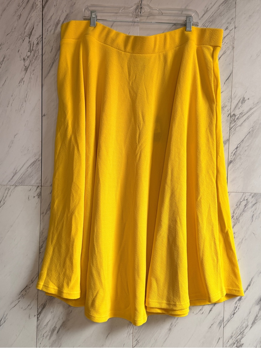 3/$50 NWT White Mark Yellow Flared Midi Skirt with Pockets Plus Size 3XL